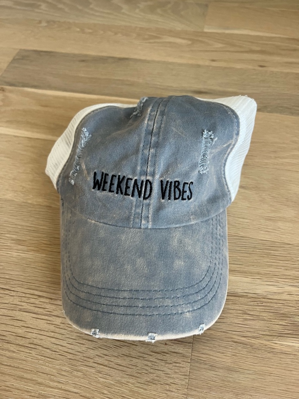 “Weekend Vibes” Denim Trucker Hat 💙✨ Mesh Back